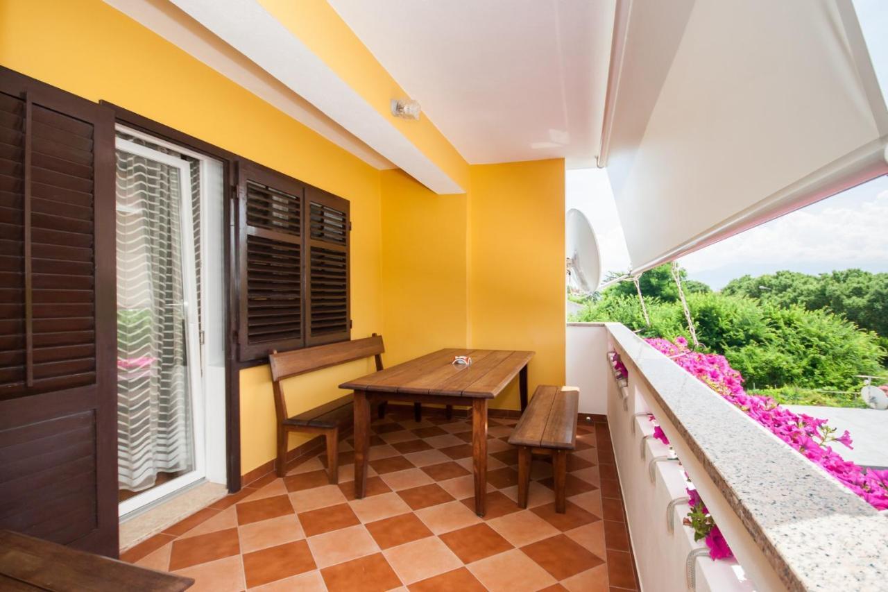 Apartments Surfinia Baška Extérieur photo